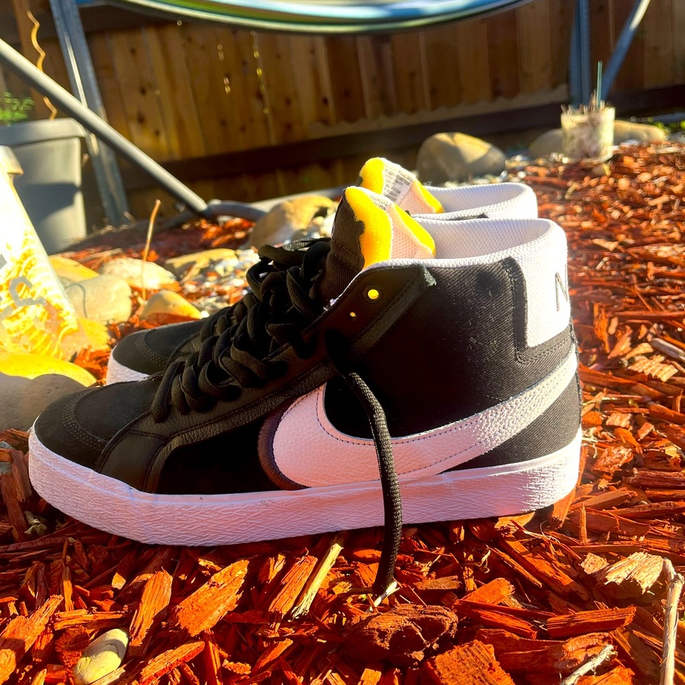Nike SB-Blazer Mid